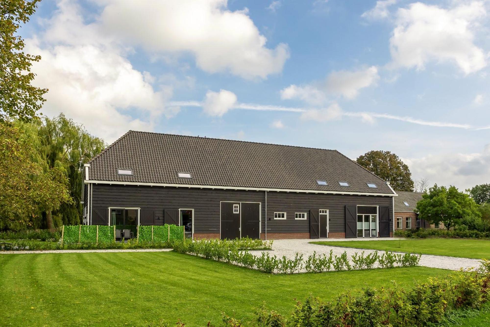 Chezeehoeve - Holiday home *